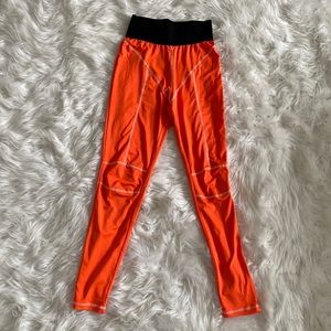 Women’s outlined leggings from SHEIN.  Worn once.  Still in good condition.